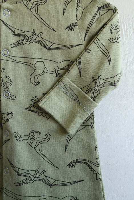 Тёплый человечек с динозаврами